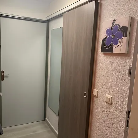 Joli Proche De La